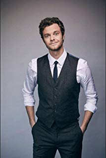 How tall is Jack Quaid?